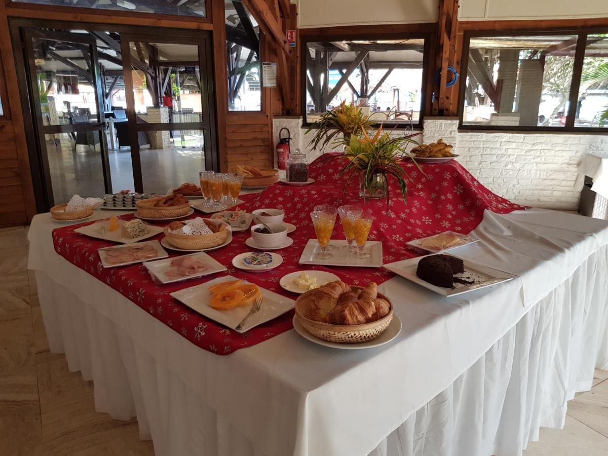 Le Trevani Otel Koungou Dış mekan fotoğraf